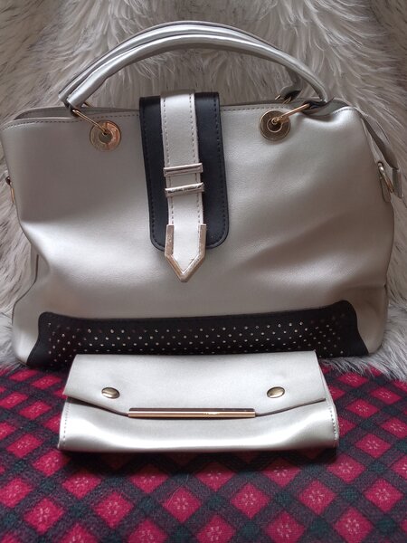 Sac à main gris