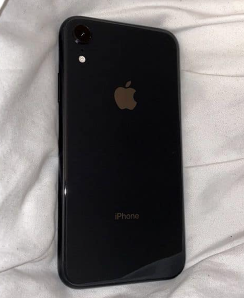 iPhone XR