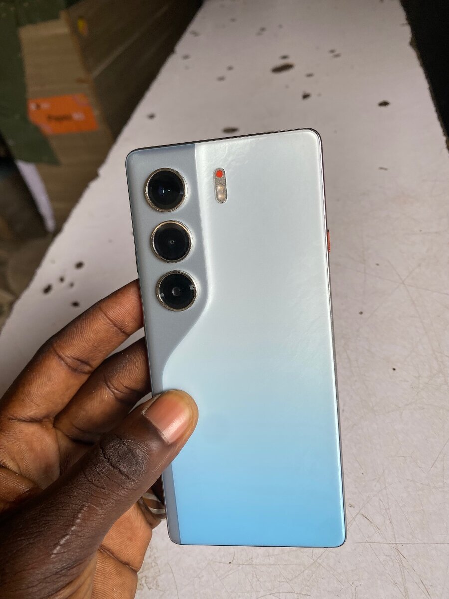 Tecno Camon 60 Smartphone