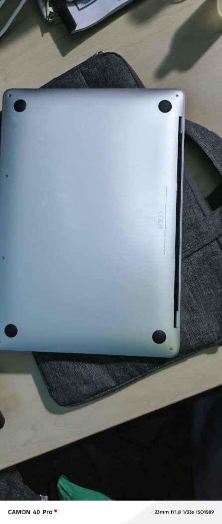 MACBOOK PRO 2022