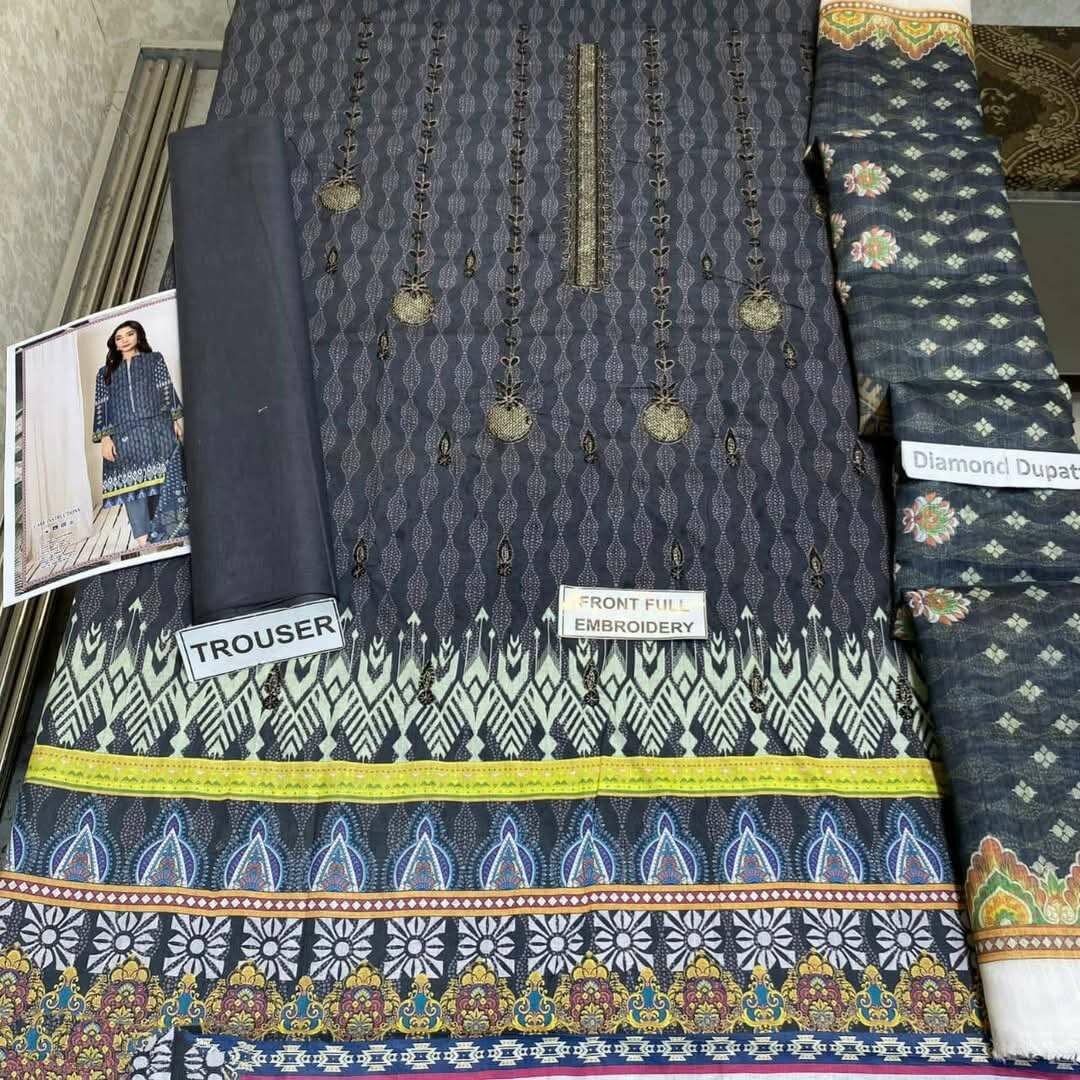 Ladies suit