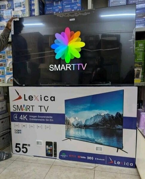 Smart TV 4K 55'' Lexica