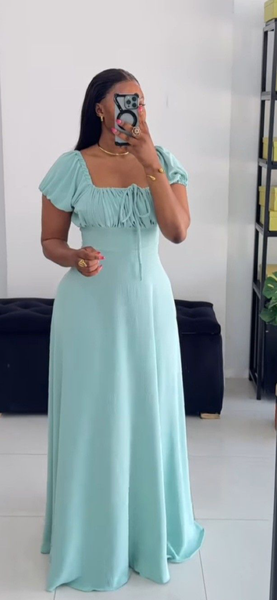 Robe élégante versatile