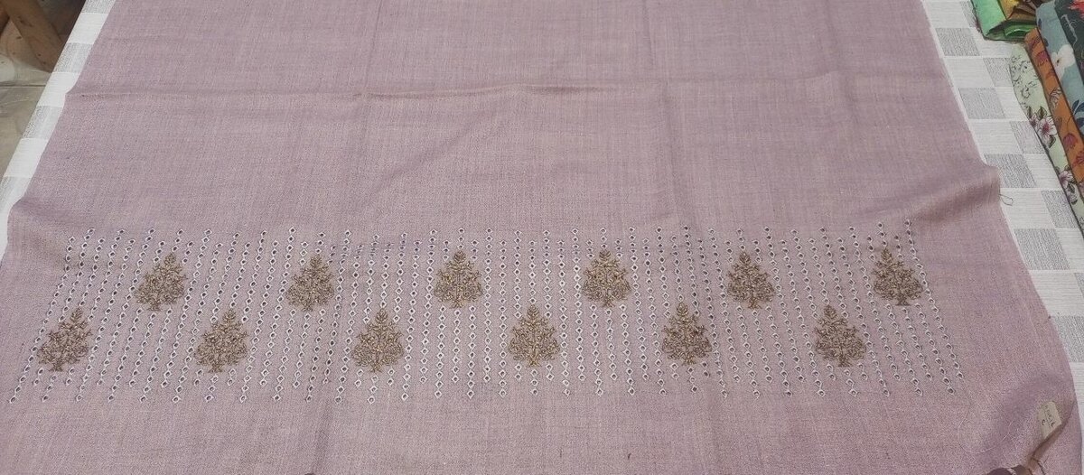 Shawl's