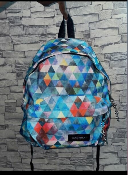 Sac à dos géométrique coloré