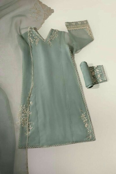 Organza 3 Peace Suit