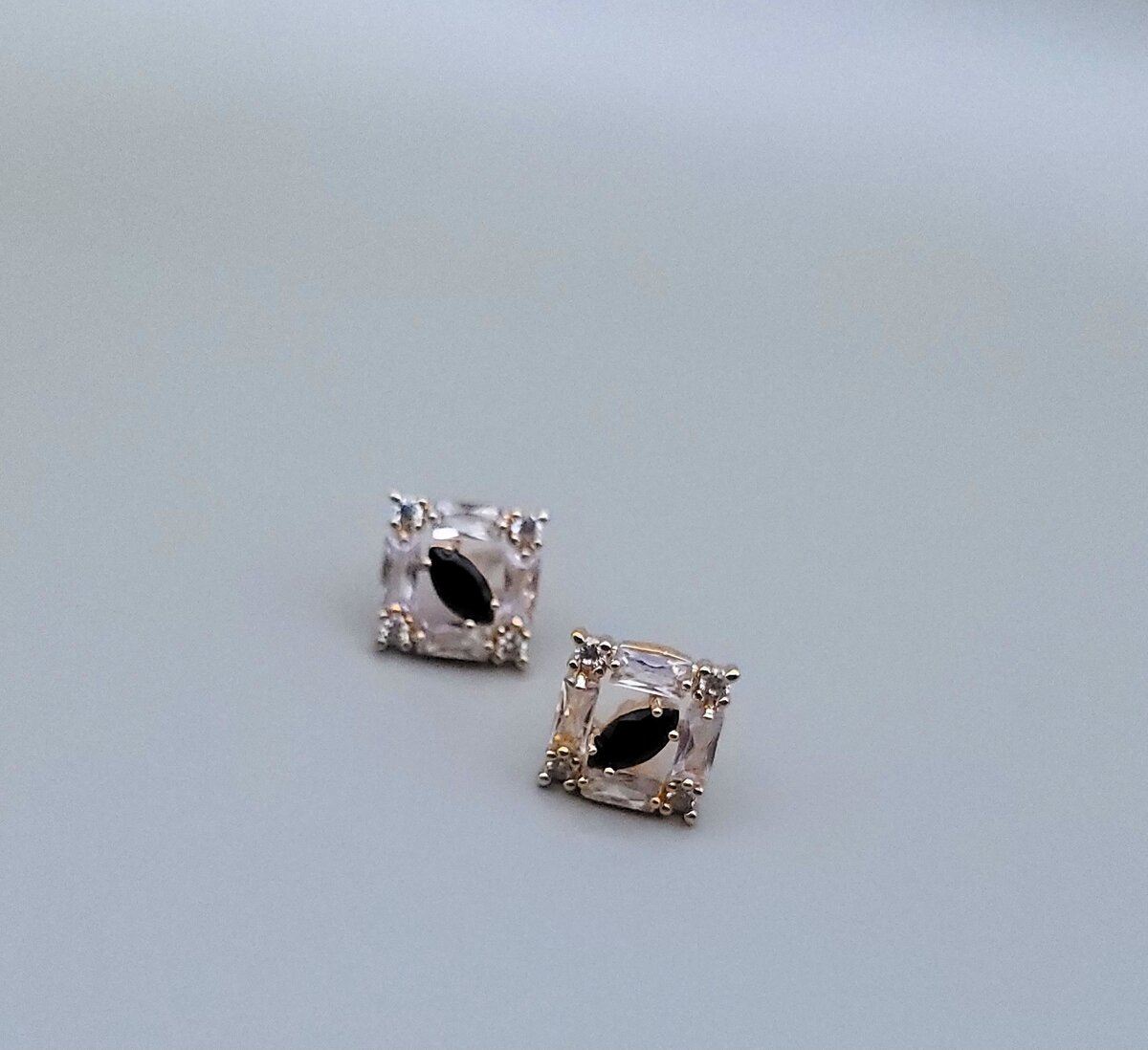 Black silver Stud