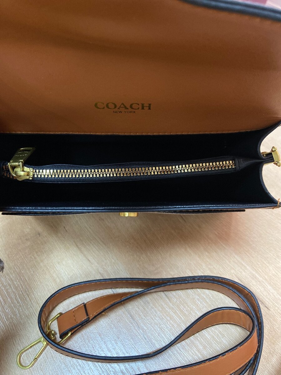 COACH