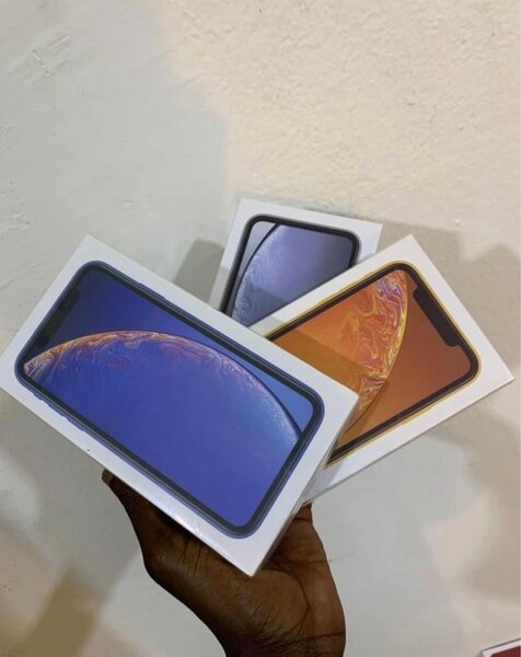iPhone XR