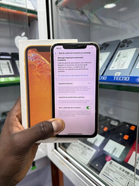 iPhone XR Jaune 64Go