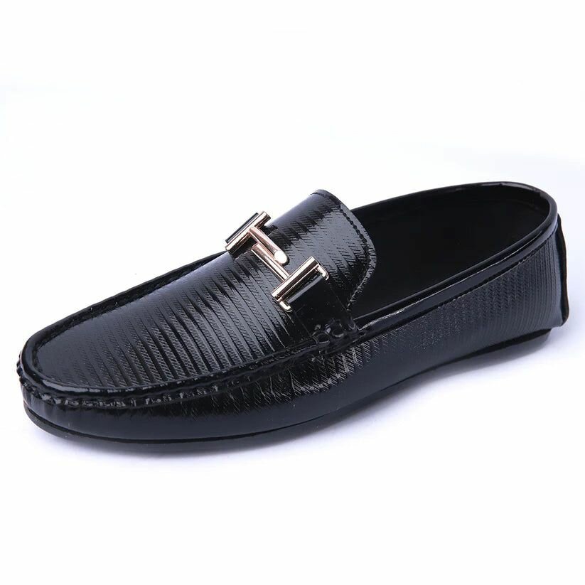 Causal shoes