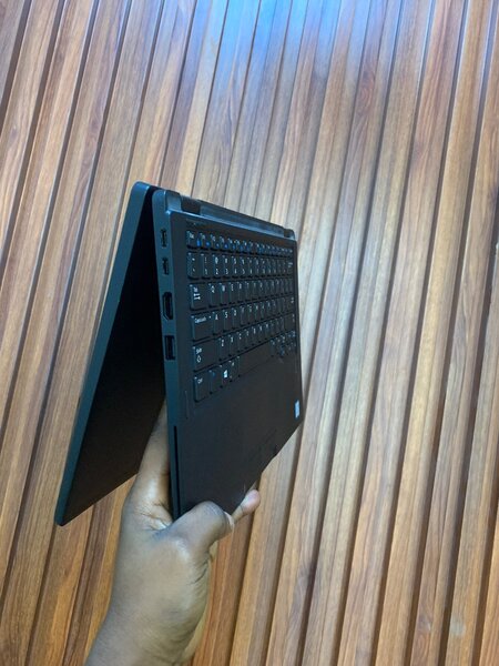 DELL LATITUDE 7390