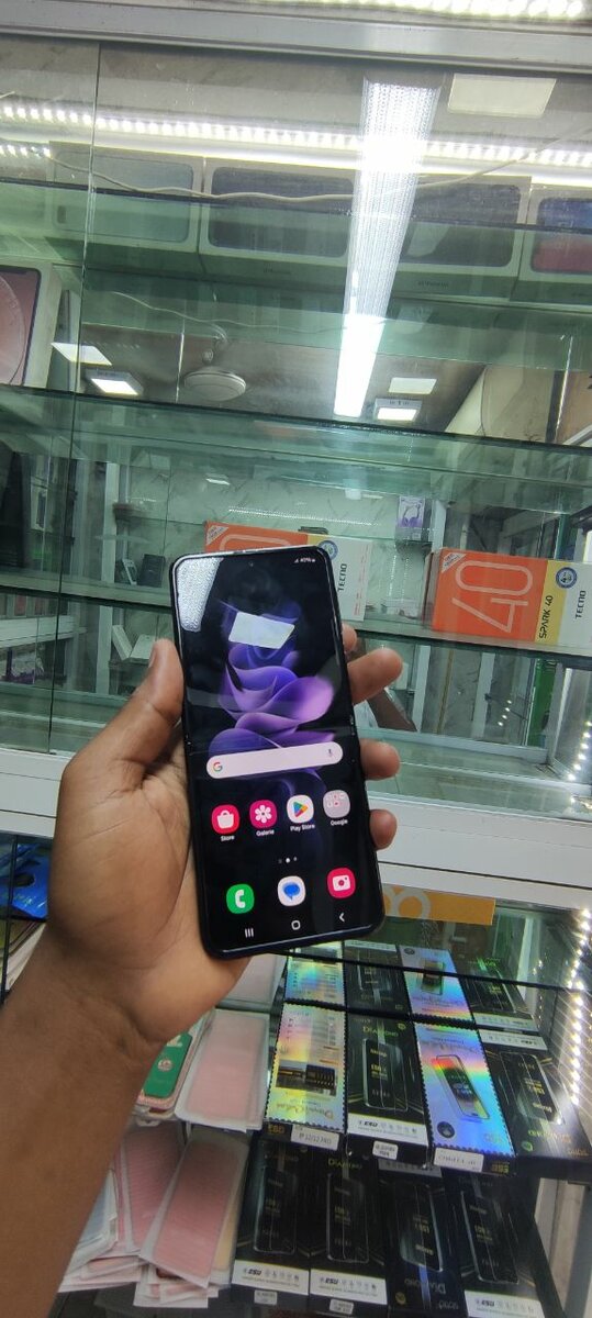 Téléphone Pliable Moderne 