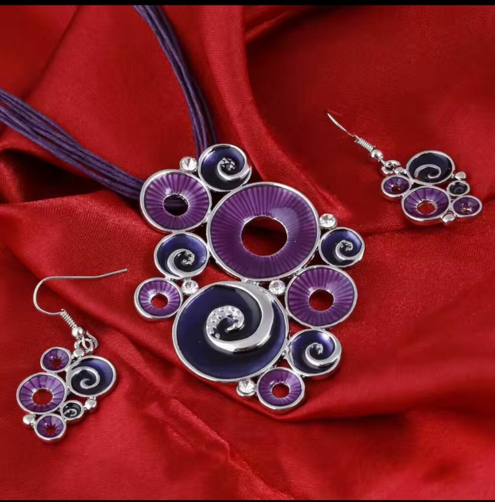 Purple necklace and earrings set