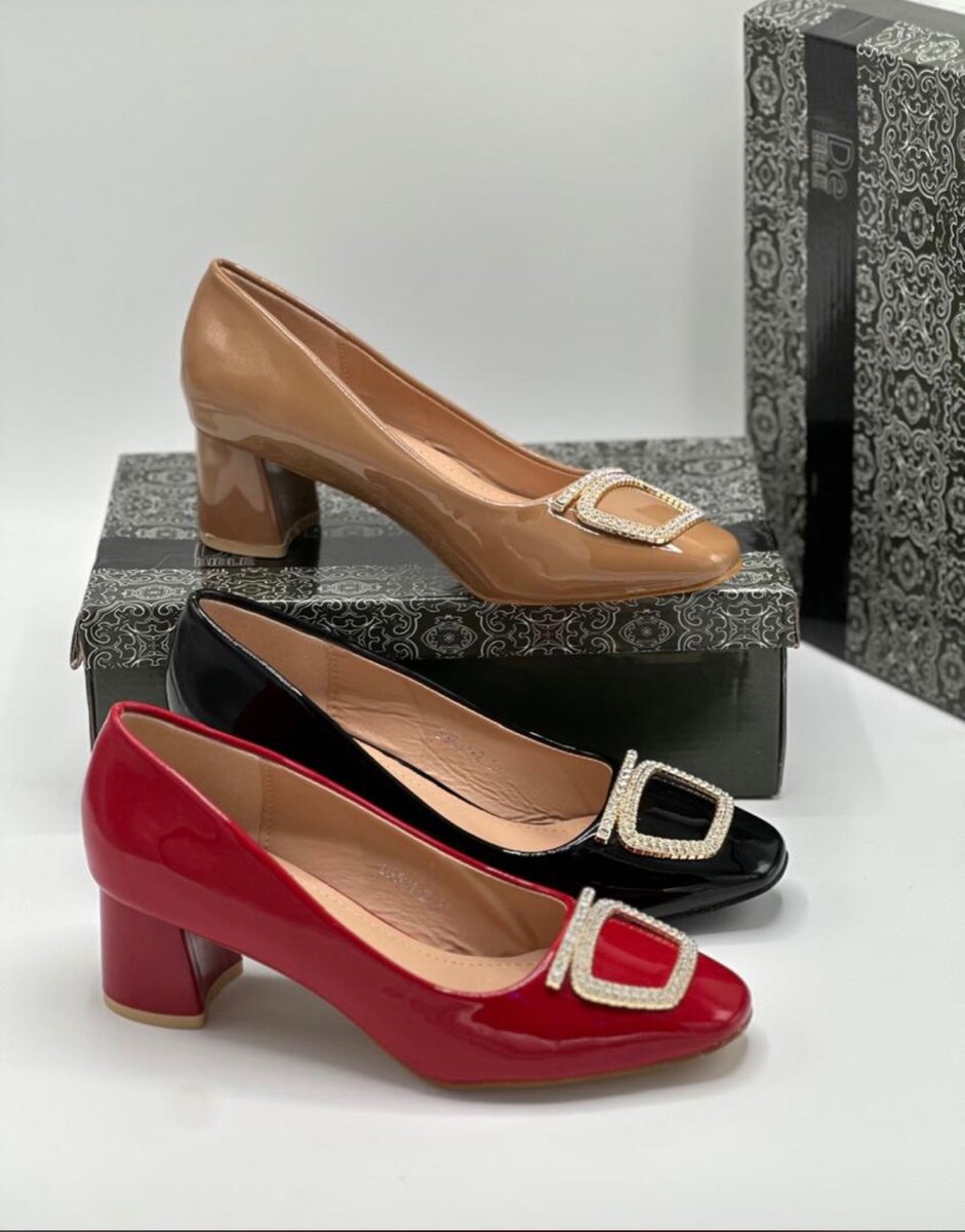 Ladies heel