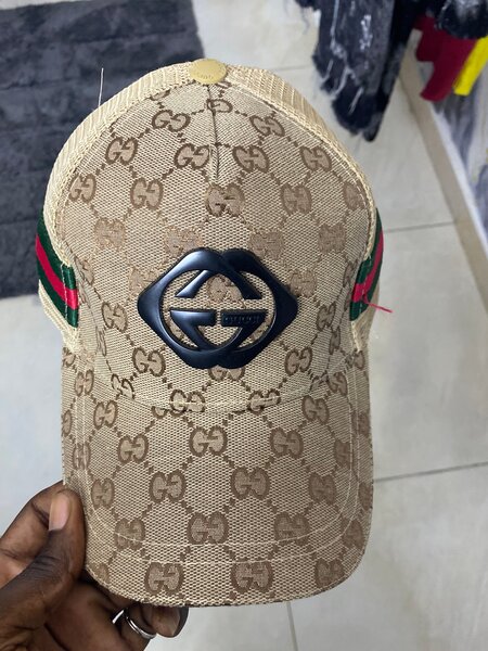 Casquette logo tendance