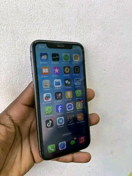 iPhone 11 64 Go Noir