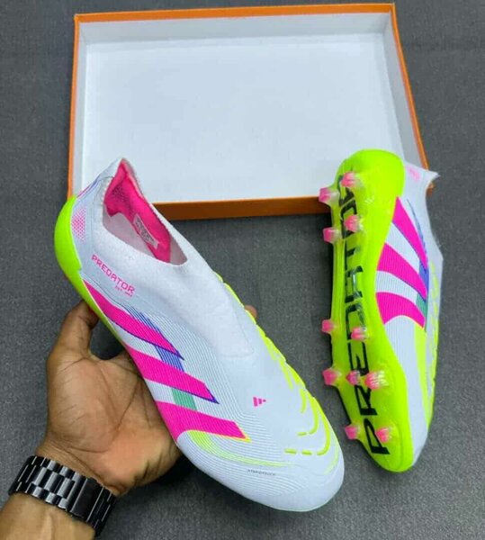 PREDATOR ADIDAS