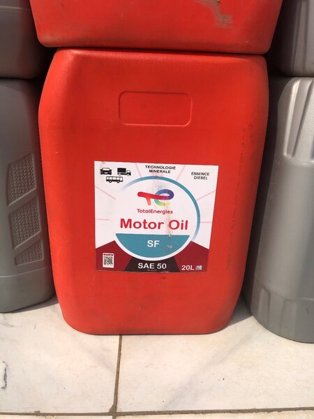 Huile Moteur TotalEnergies 20L
