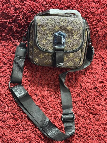 Sacoche luis Vuitton