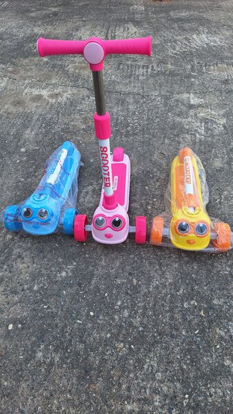 Kid's scooters