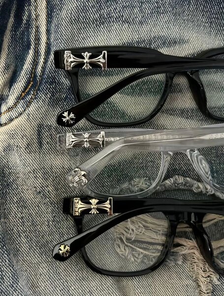 Lunettes chrome heart