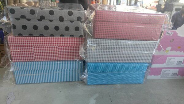 Suit boxes