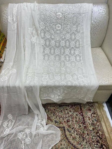 Ladies suit