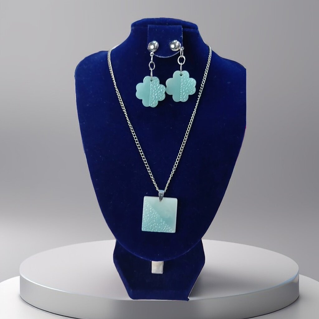 Resin jewellery set