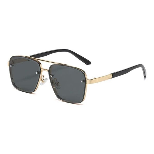 Lunettes de soleil carrées