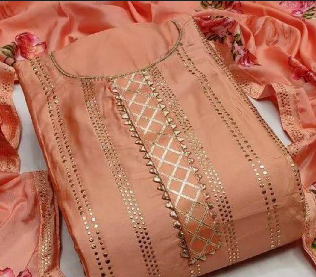 Ladies suit