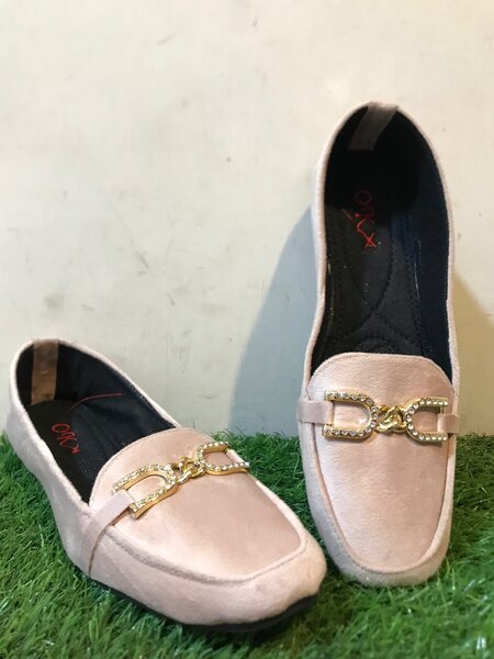 Ladies coat shoes