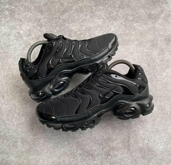 NIKE AIR TN