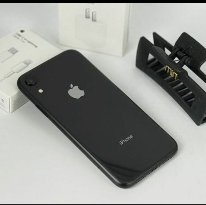 iPhone Noir Élégant 64GB