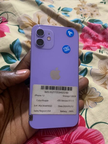 iPhone 12 - 64/128 Go