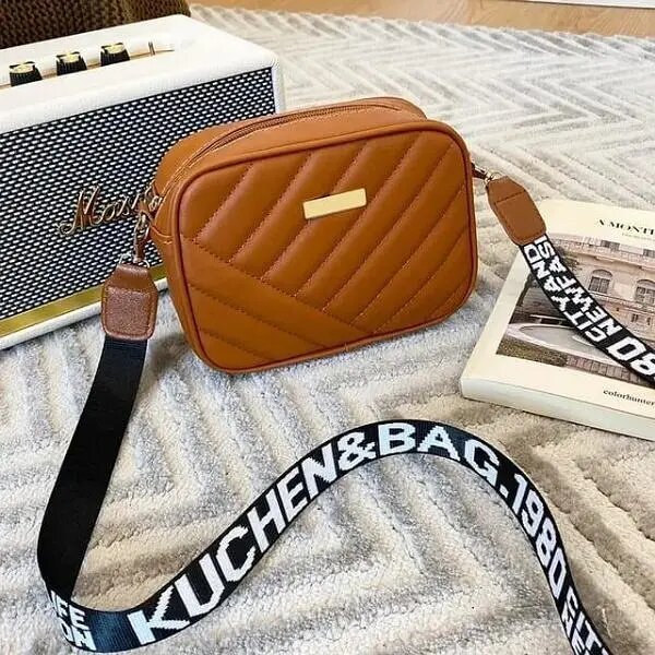 Premium quality Girls trending crossbody bag