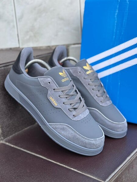 Adidas originales