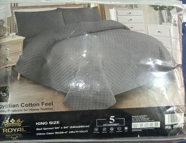 Royal bed spread