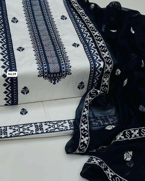 Printed lawn