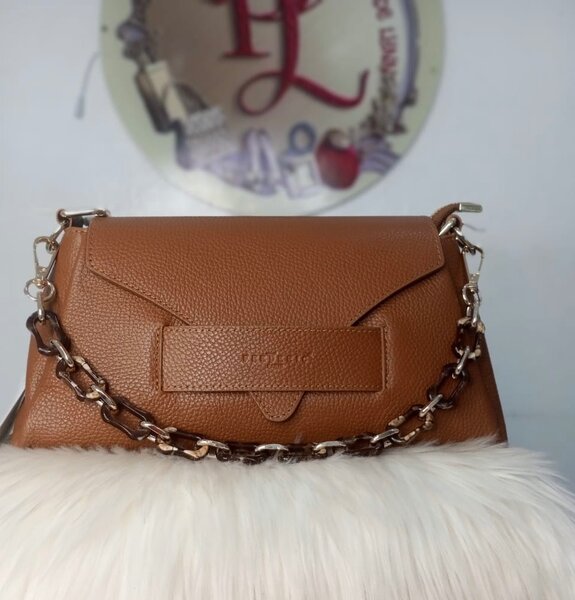 Sac à main en cuir élégant