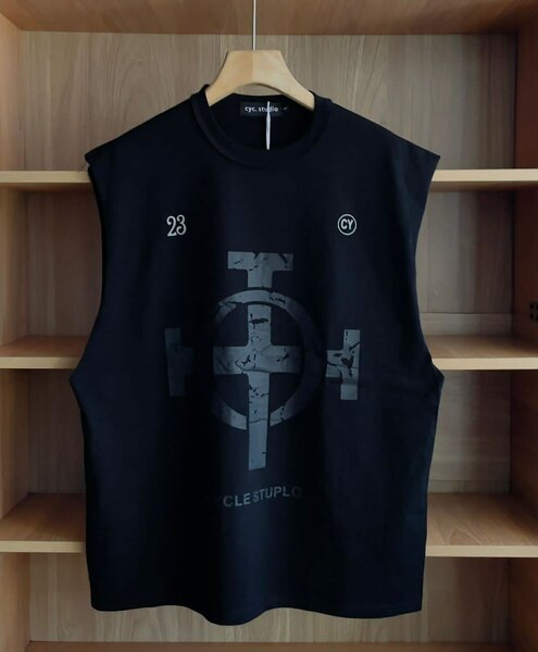 Unisex armless