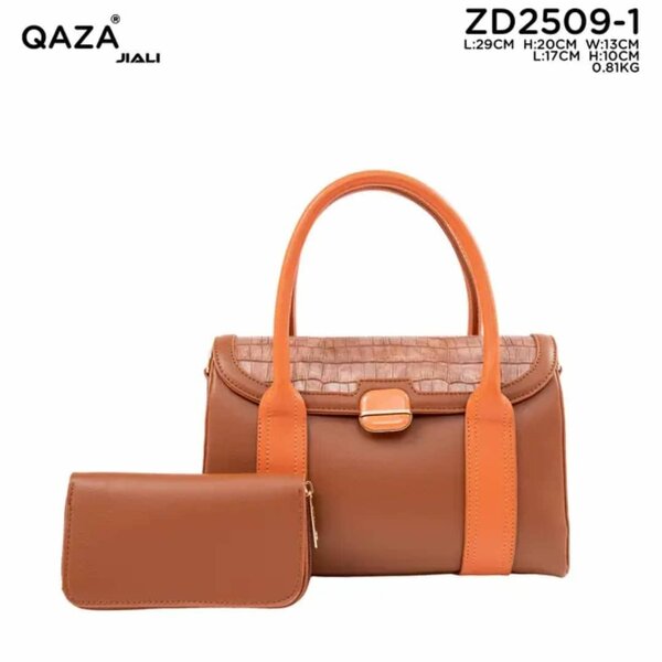 Sac à main et pochette élégants