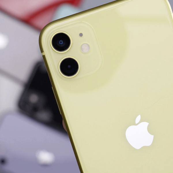 iPhone 11 – Couleur vive