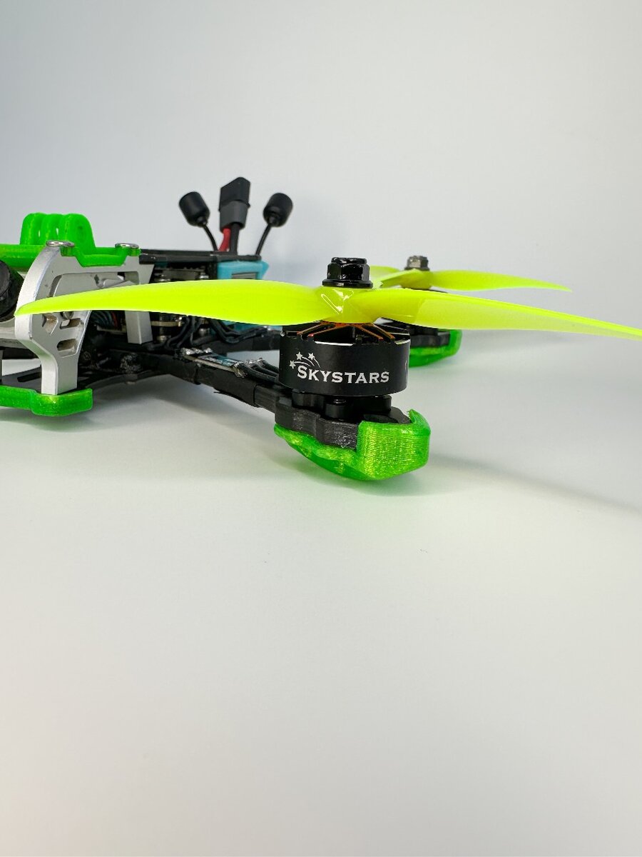 FPV дрон Mark5