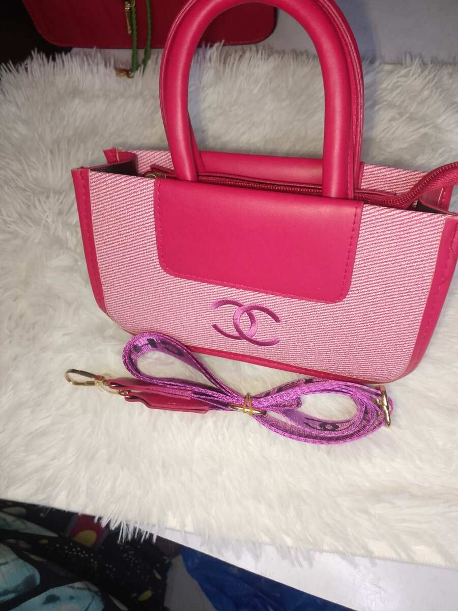 Sac à main chic avec bandoulière