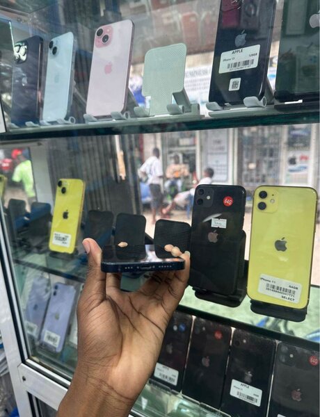 iPhone 11 Noir 64Go