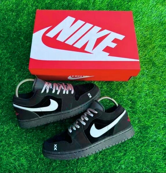 Baskets Nike modernes