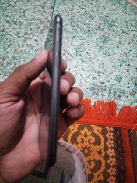 iPhone 8