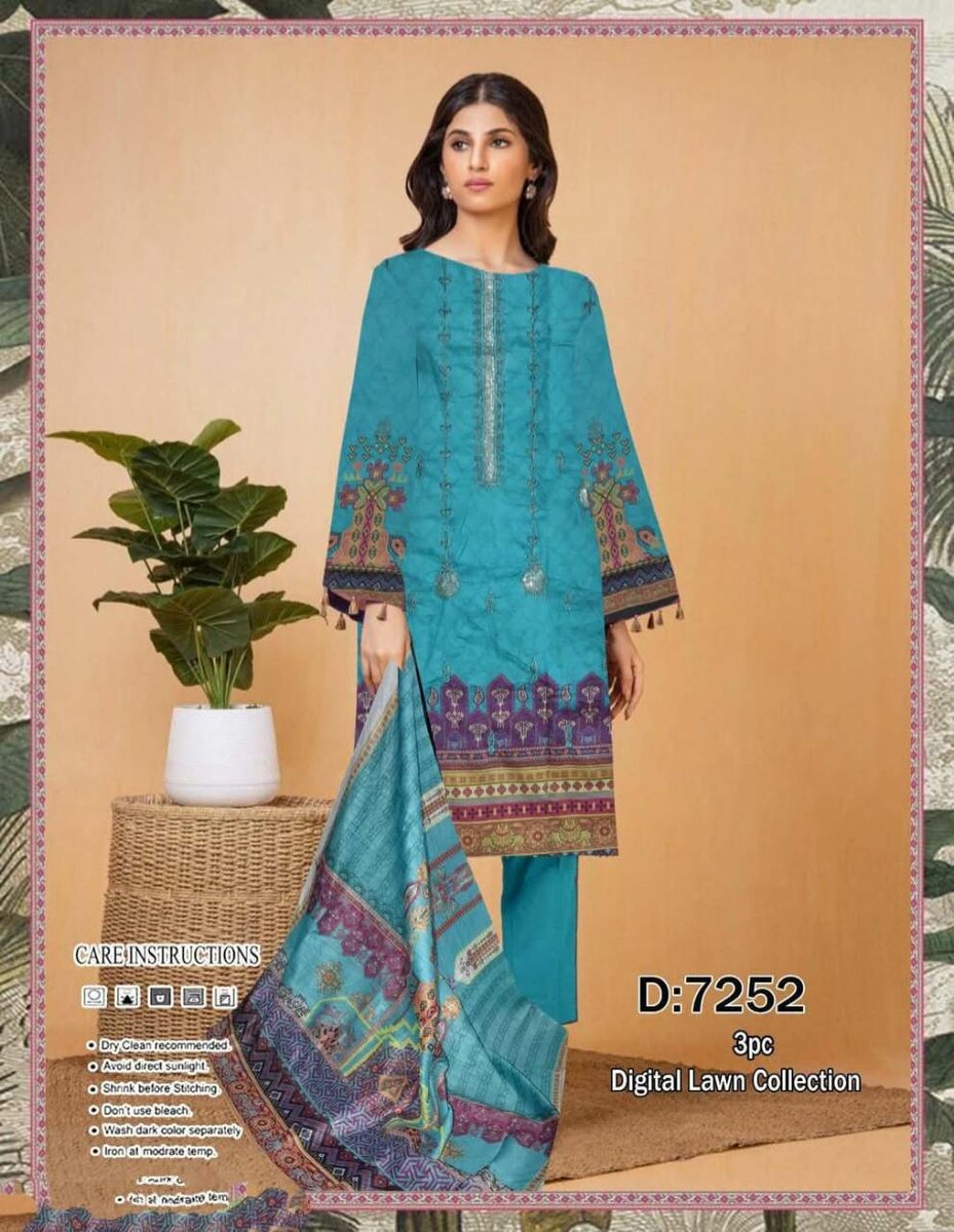 Ladies suit