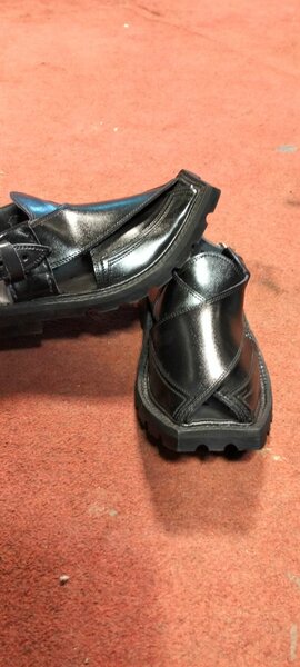 Shikari chappal